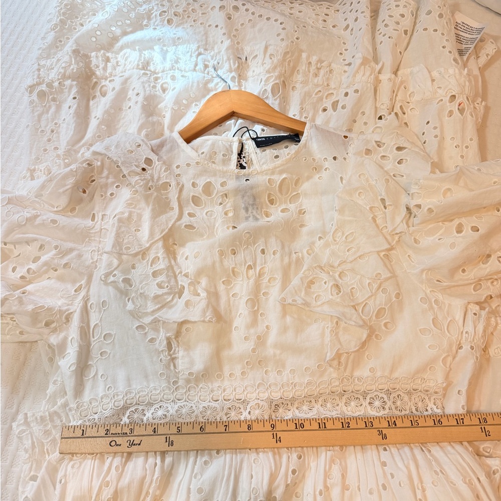 ASOS DESING eyelet tiered maxi dress - Picture 15 of 15